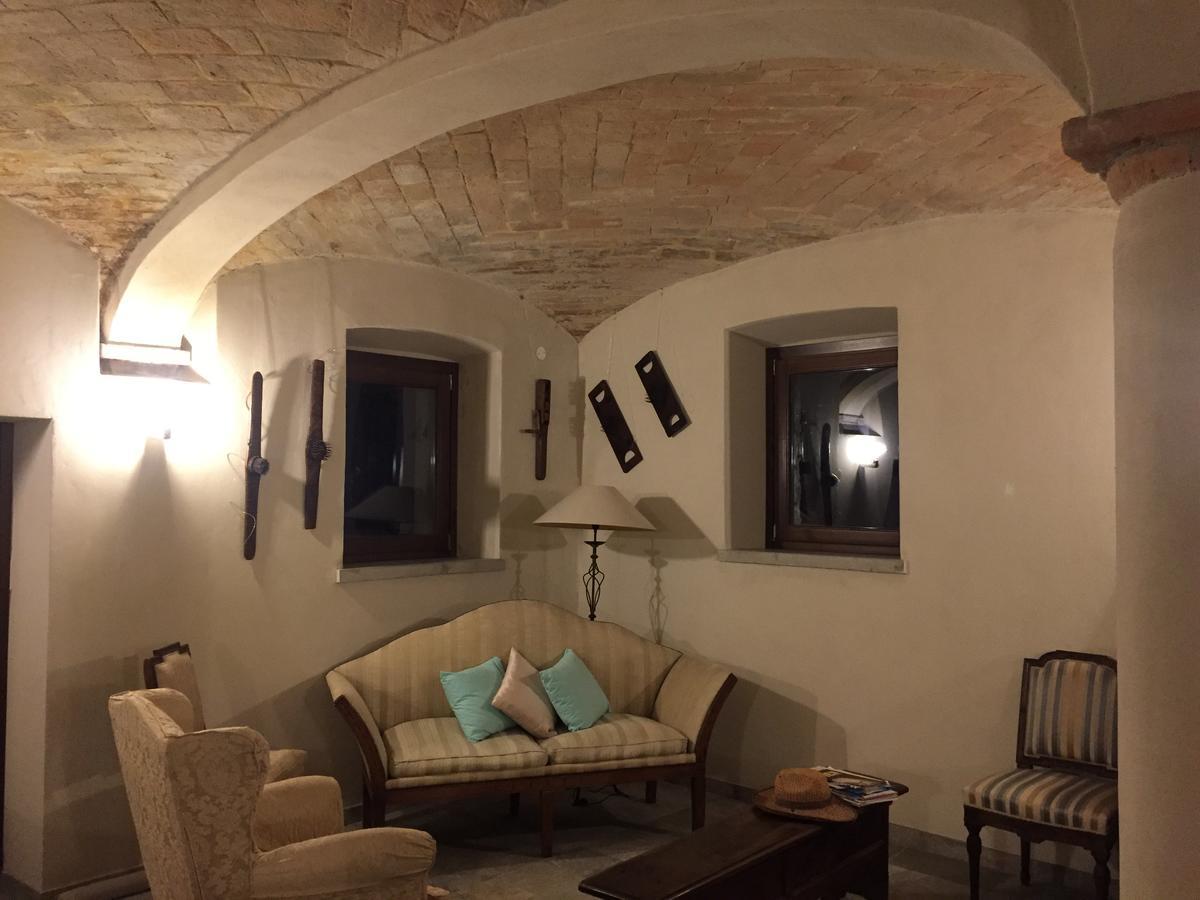 Agriturismo Laterzola 3.0 Fiorenzuola d'Arda Bagian luar foto